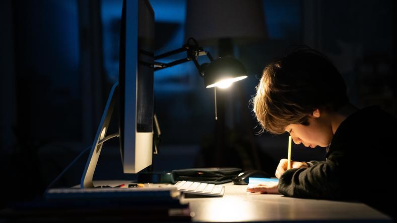 苹果首个AI陪伴机器人“曝光”:能跳舞还会生气